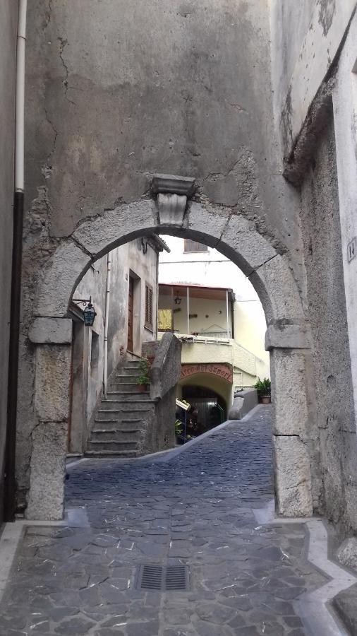 AietaMonolocale Nel Centro Storico住宿加早餐旅馆 外观 照片